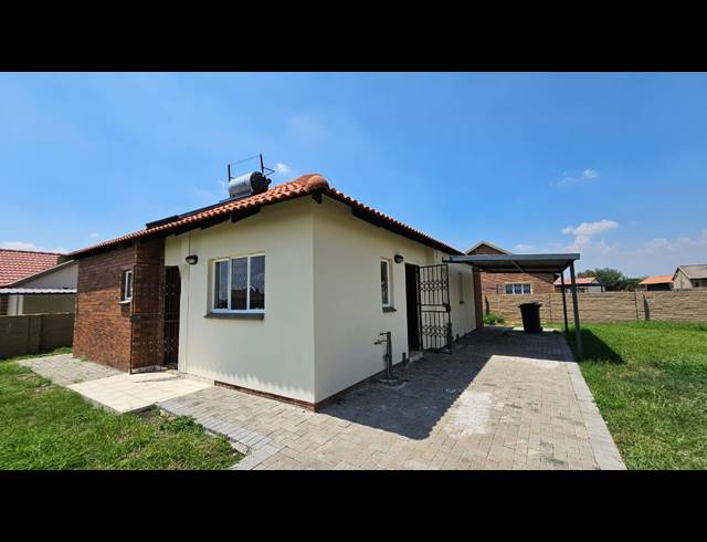 3 BEDROOM FREESTANDING FOR SALE IN WATERKLOOF HILL ESTATE